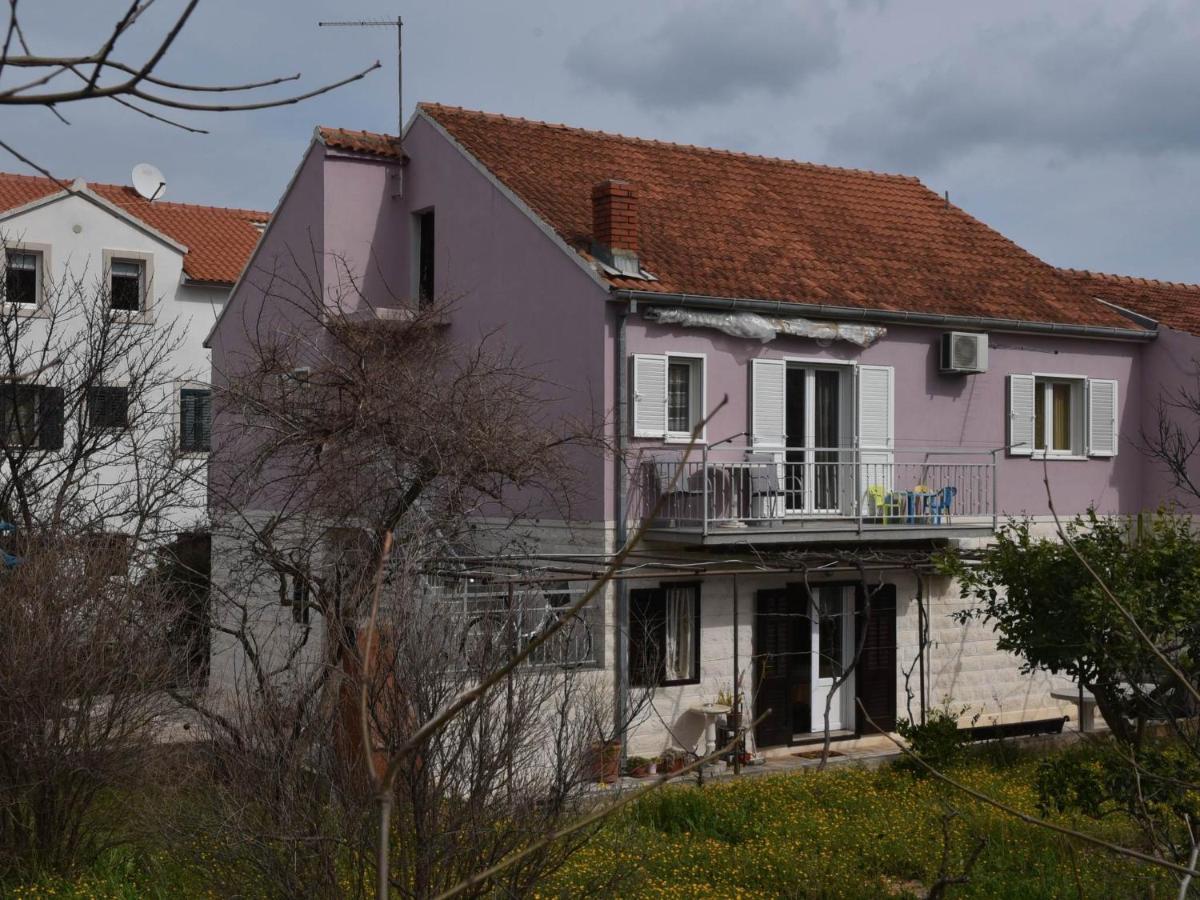 Apartment Manigo Supetar Buitenkant foto