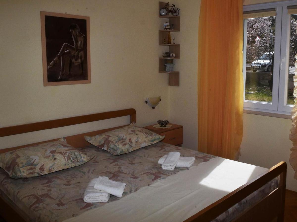 Apartment Manigo Supetar Buitenkant foto